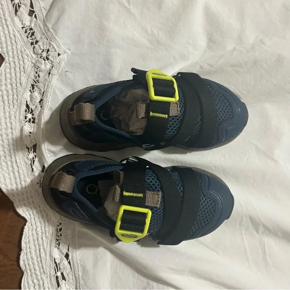 Chaco Kids 10M  NWT - Picture 3 of 5